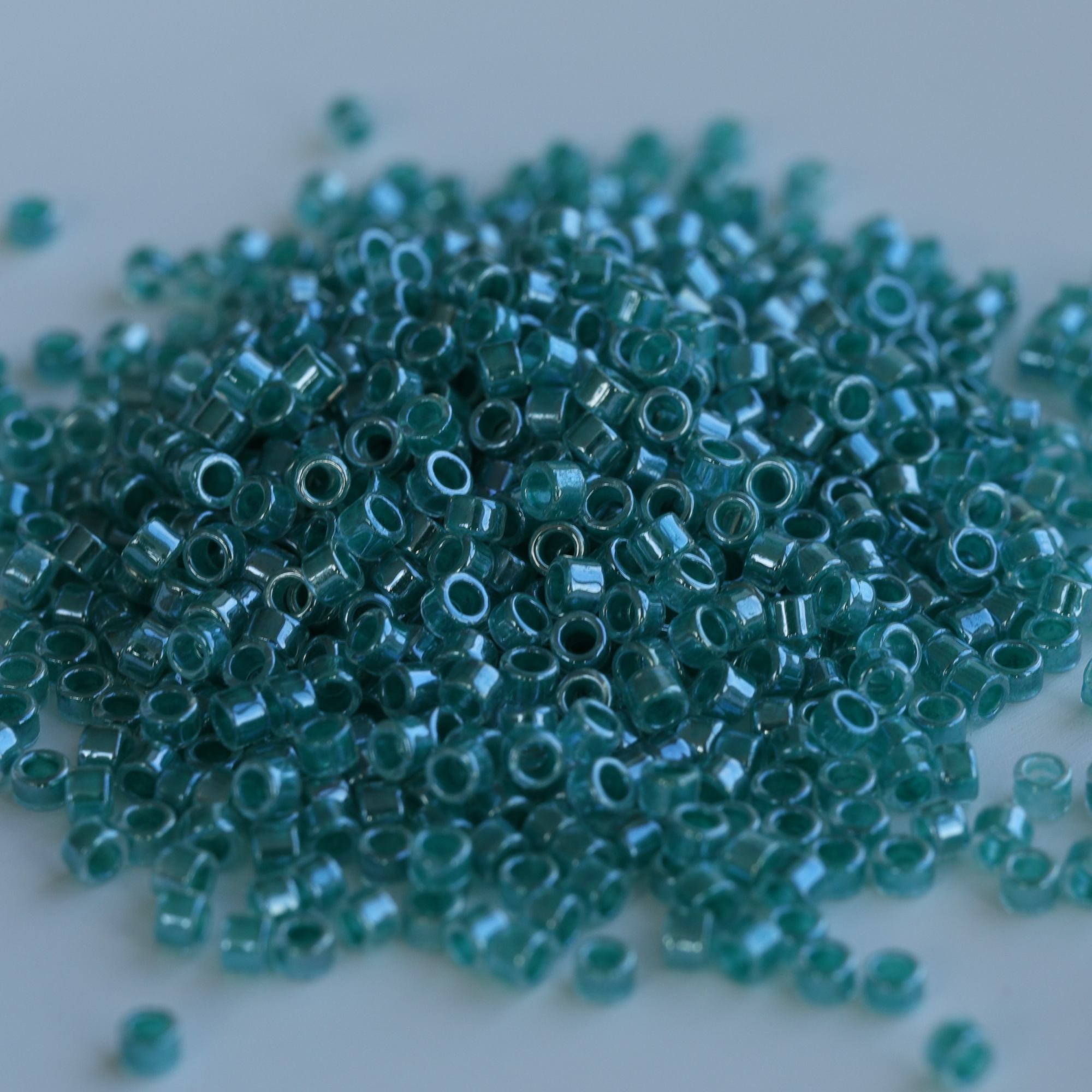 Round 2.5mm 318 Machine Glass Beads For Embroidery