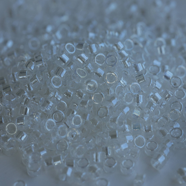 Round 2.5mm 101 Machine Glass Beads For Embroidery